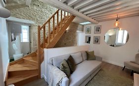 Bella, Joli Appt Renove Dans Le Bourg